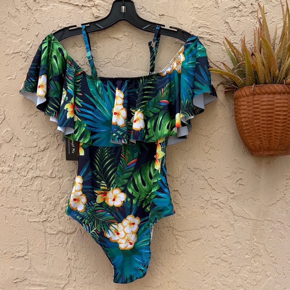 Tempt Me BNWT Gorgeous Tropical Floral Ruffle One-Piece Swimsuit